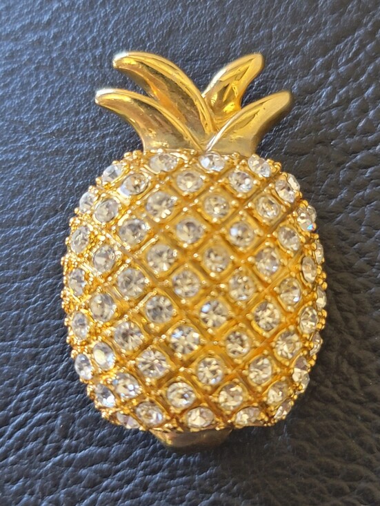 Estate Jewelry - Large Gold Crystal Pineapple Brooch - Estate